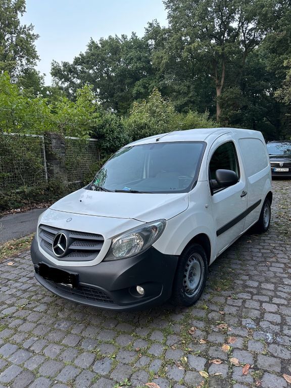 Mercedes-Benz Citan 180.000 km 4.900 € Köln 51149