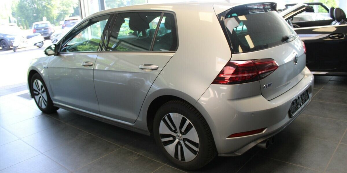 VW Golf 1.4 GTE Plug-In-Hybrid DSG 99.120 km 15.980 &euro; Euskirchen 53881