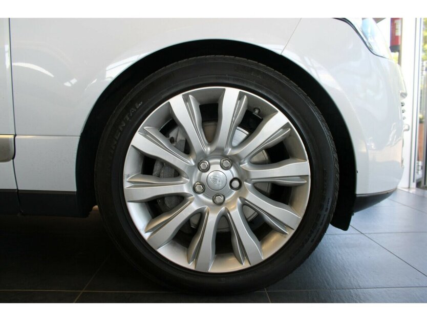 Land Rover Range Rover 4.4 SDV8 Vogue 182.940 km 27.980 € Euskirchen 53881