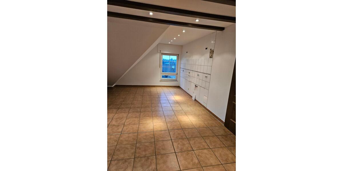 Dachgeschoßwohnung Königswinter - 2 Zimmer, 59 m&sup2;, 660&euro; | Angebot:24712298