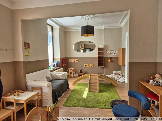 Laden oder Büro in der SÜDSTADT in Mainzer Str. 54 - bisher KITA zimmer