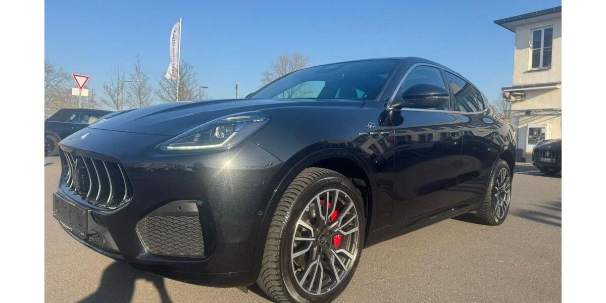 Maserati Grecale 49.200 km 58.980 &euro; Köln 50829