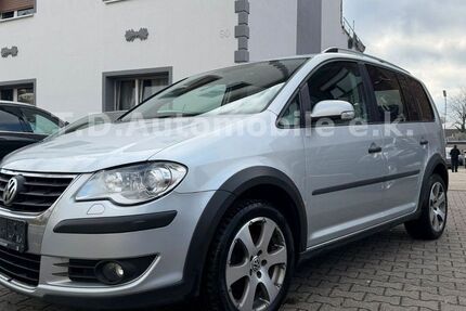 VW Touran 165.000 km 6.999 &euro; Troisdorf 53840
