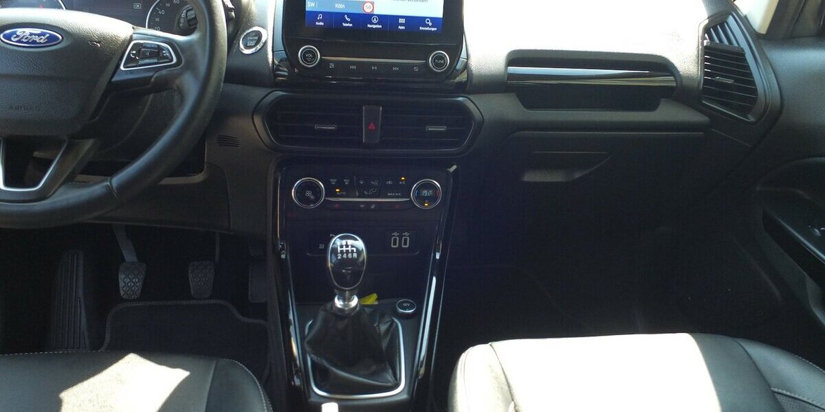 Ford EcoSport TITANIUM LEDER NAVI XENON Zahnriemen neu 125.000 km 11.904 &euro; Köln 50858