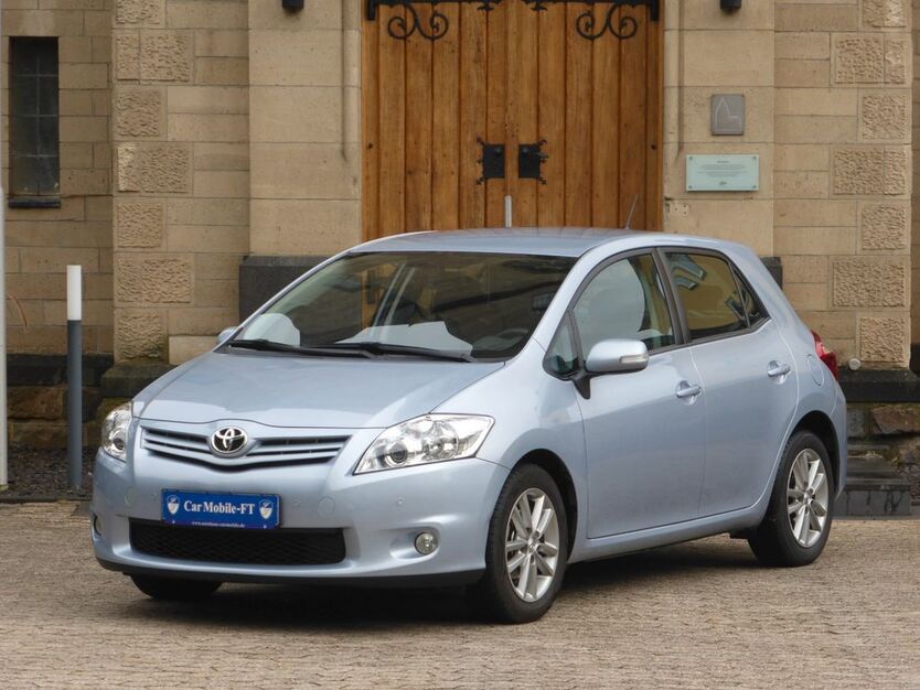 Toyota Auris 59.000 km 9.950 € Bad Breisig 53498
