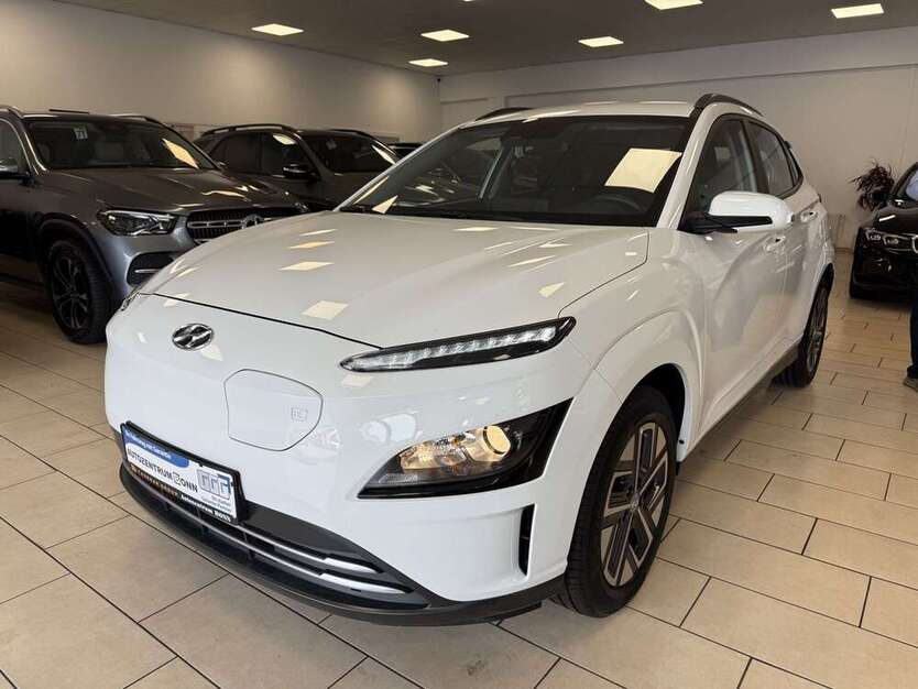 Hyundai KONA 25.752 km 15.350 € Bonn 53227
