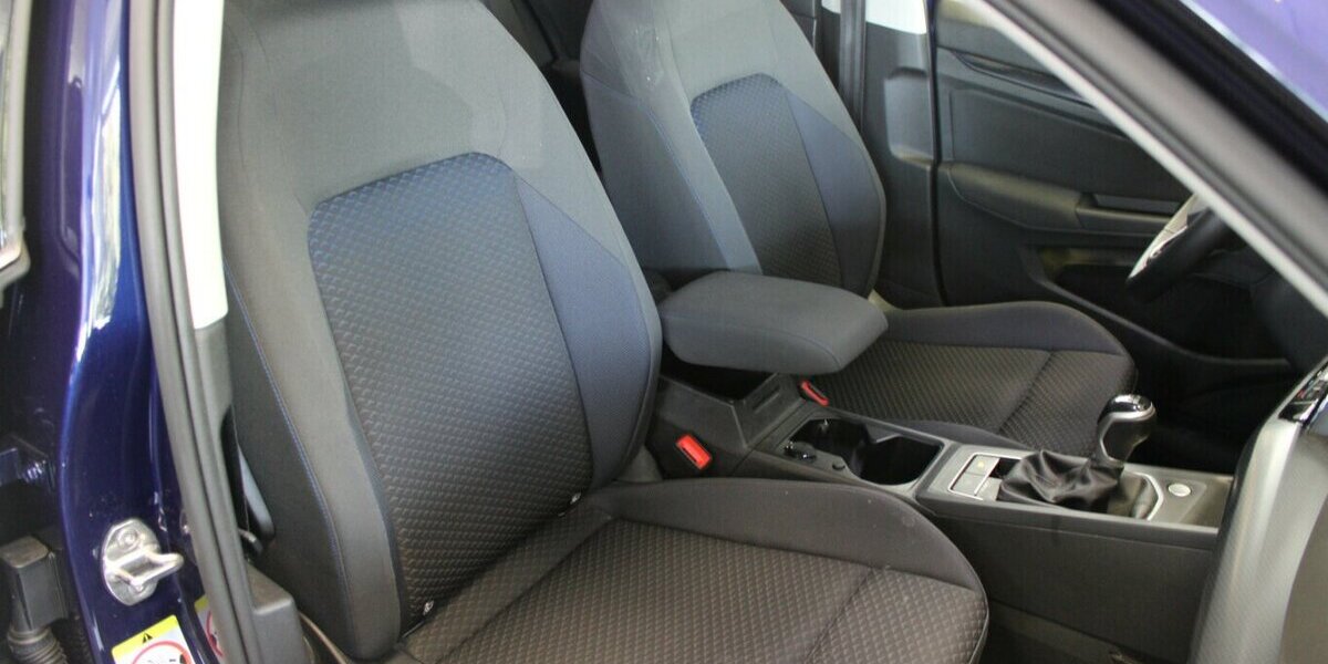 VW Golf VIII 2.0 TDI SCR United 69.468 km 17.980 &euro; Euskirchen 53881