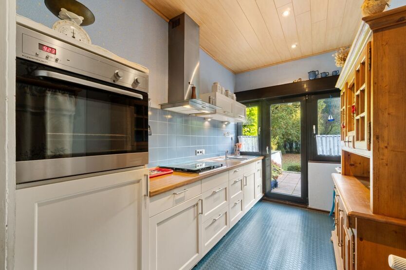 Mit 3D: Gepflegtes Zweifamilienhaus mit parkähnlichem Gartenparadies – Modernisieren, Einziehen & Wohlfühlen 8 zimmer