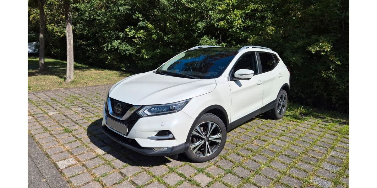 Nissan Qashqai 124.500 km 13.900 &euro; Meckenheim 53340