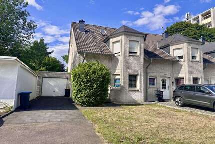 Haus zum Kaufen in Köln 599.000 € 132.26 m²