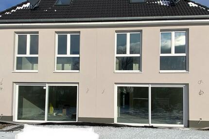 Haus Erftstadt - 5 Zimmer, 152 m&sup2;, 1.995&euro; | Angebot:24617680