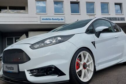 Ford Fiesta 131.000 km 9.800 &euro; Köln 51149