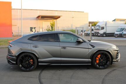 Lamborghini Urus 94.950 km 186.500 &euro; Bonn - Bonn-Zentrum 53115