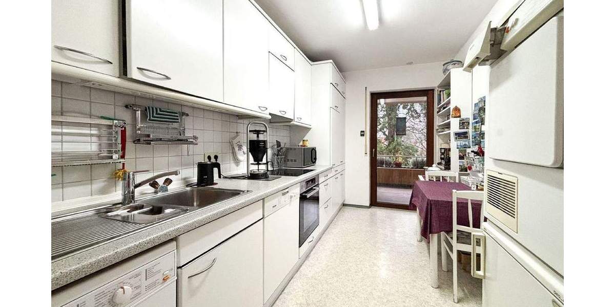 Etagenwohnung Bonn Rüngsdorf - 4 Zimmer, 136 m&sup2;, 457.000&euro; | Angebot:25803186