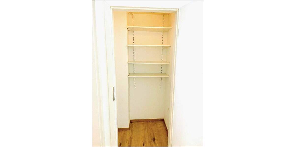 Etagenwohnung Köln Ensen - 3 Zimmer, 92 m&sup2;, 1.295&euro; | Angebot:24584717