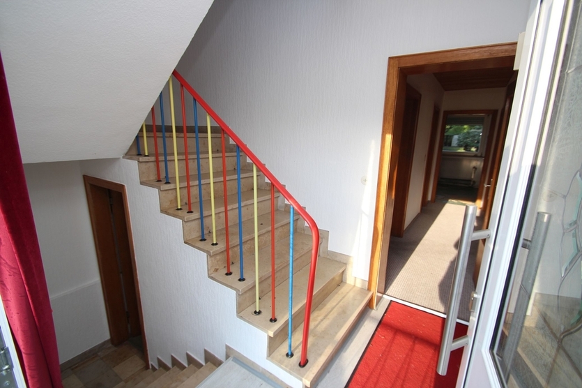 Mit 3D: Ein- bis Zweifamilienhaus in Köln-Wahnheide mit zusätzlichem Grundstück! 6 zimmer