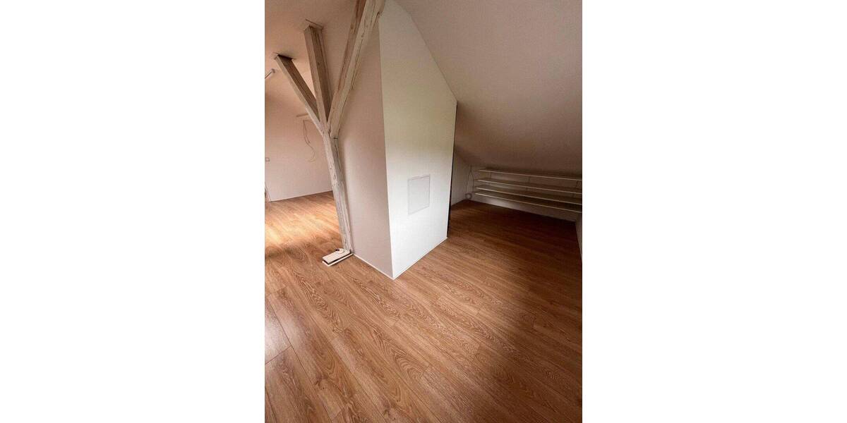 Einfamilienhaus Roßbach - 3 Zimmer, 117 m&sup2;, 950&euro; | Angebot:26908517