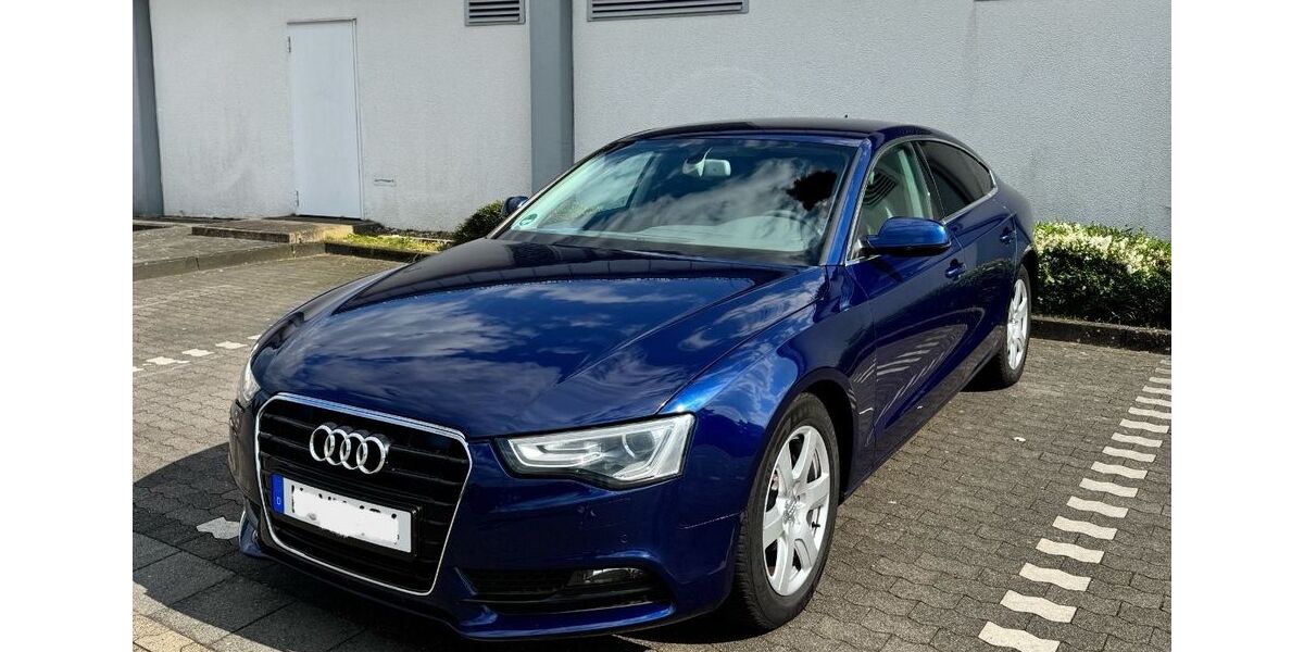 Audi A5 144.511 km 11.650 &euro; Troisdorf 53844