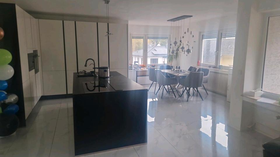 Einfamilienhaus Remagen - 8 Zimmer, 250 m&sup2;, 599.000&euro; | Angebot:25797226