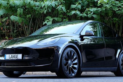 Tesla Model Y 25.781 km 46.300 &euro; Köln 50996