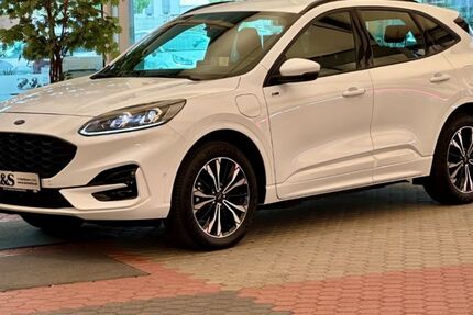 Ford Kuga 42.182 km 23.900 &euro; Köln 50769