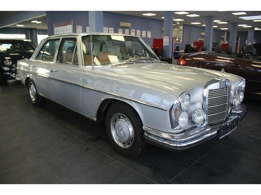 Mercedes-Benz 280 SE W180 - OLDTIMER 54.892 km 19.980 € Euskirchen 53881