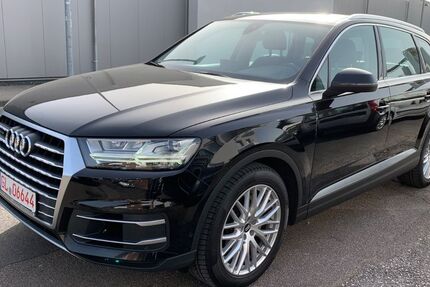 Audi Q7 232.000 km 21.999 &euro; Bergisch Gladbach 51465