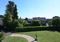 AAA-Lage & Fernblick – EFH + Baugrund auf 1.266 m² in Königsdorf