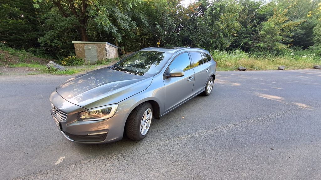 Volvo V60 185.900 km 12.400 &euro; Kasbach-Ohlenberg 53547