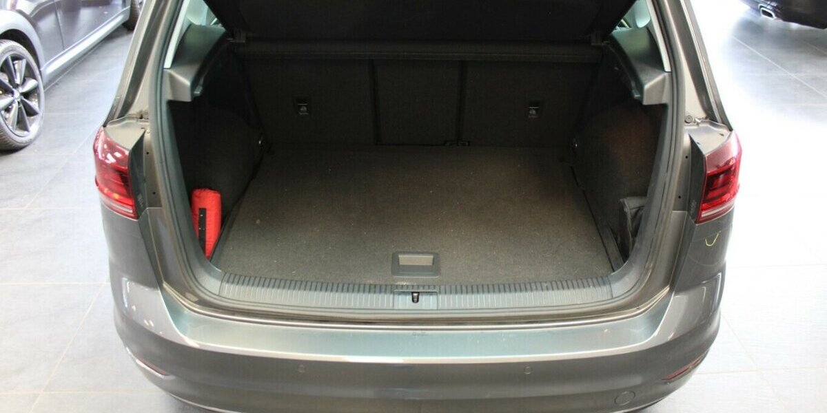 VW Golf Sportsvan 1.0 TSI OPF United 78.395 km 15.980 &euro; Euskirchen 53881