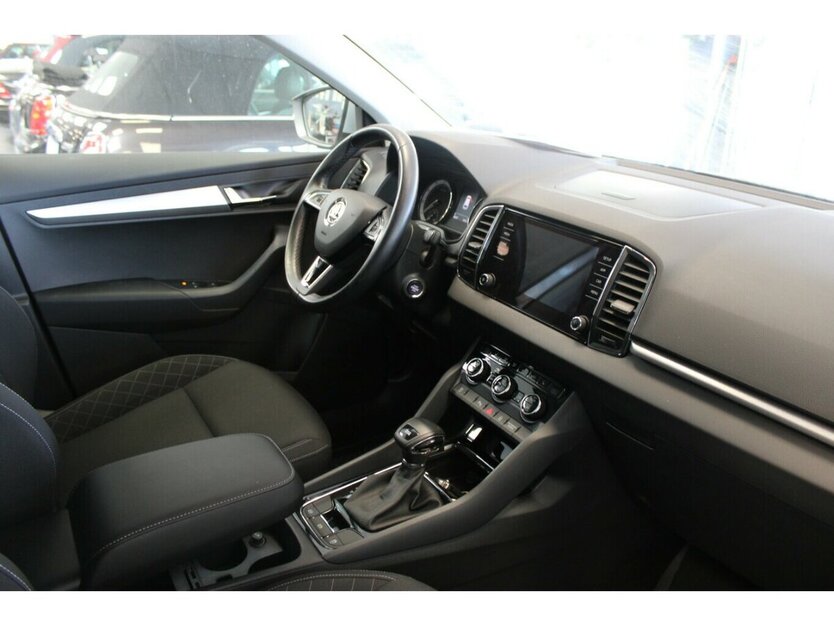 Skoda Karoq 1.5 TSI ACT DS 29.998 km 22.980 € Euskirchen 53881
