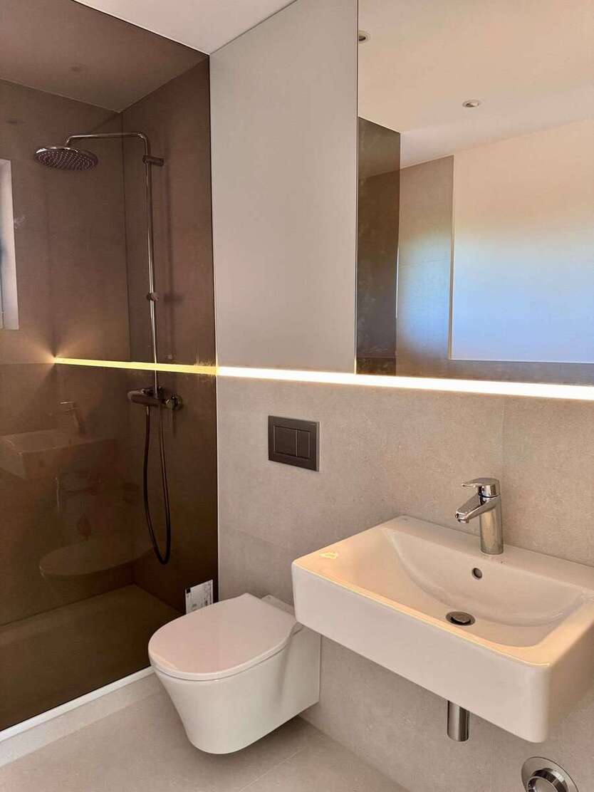 Wohnung zum Mieten in Köln 784 € 49 m² 1 zimmer