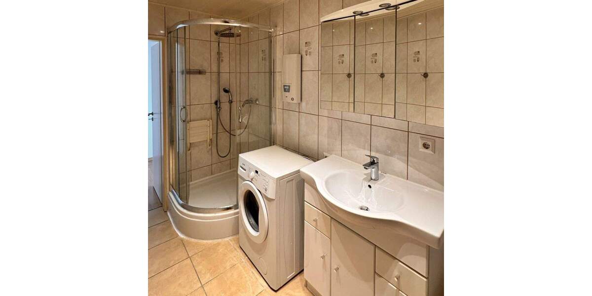 Etagenwohnung Bonn Duisdorf - 2 Zimmer, 49 m&sup2;, 170.000&euro; | Angebot:25678031