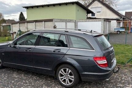 Mercedes-Benz C 220 399.490 km 2.899 &euro; Bruchhausen 53572