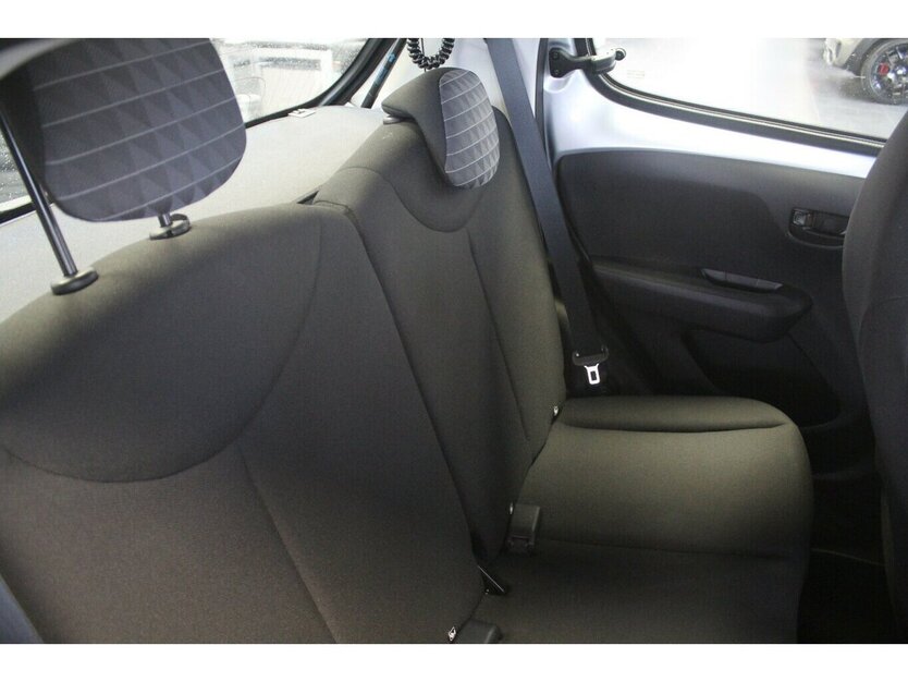 Peugeot 108 VTi 72 Active 15.505 km 10.480 € Euskirchen 53881