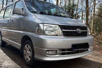 Toyota Hiace 317.000 km 8.888 € Rösrath 51503