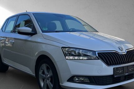 Skoda Fabia 83.000 km 10.680 € Troisdorf 53840