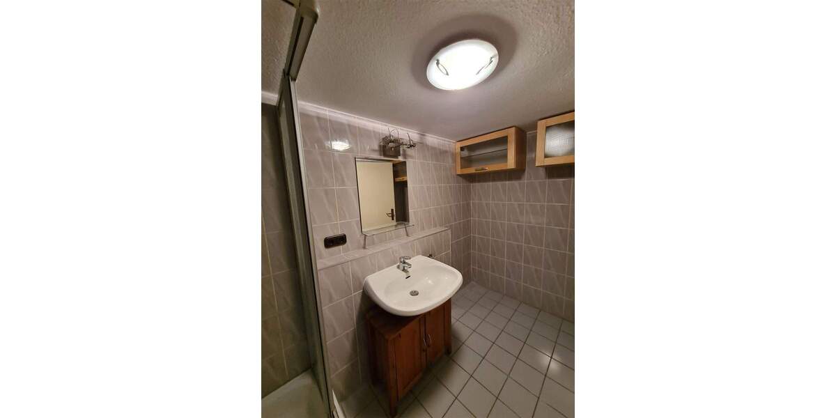 Etagenwohnung Hürth Efferen - 3 Zimmer, 109 m&sup2;, 1.200&euro; | Angebot:24814908