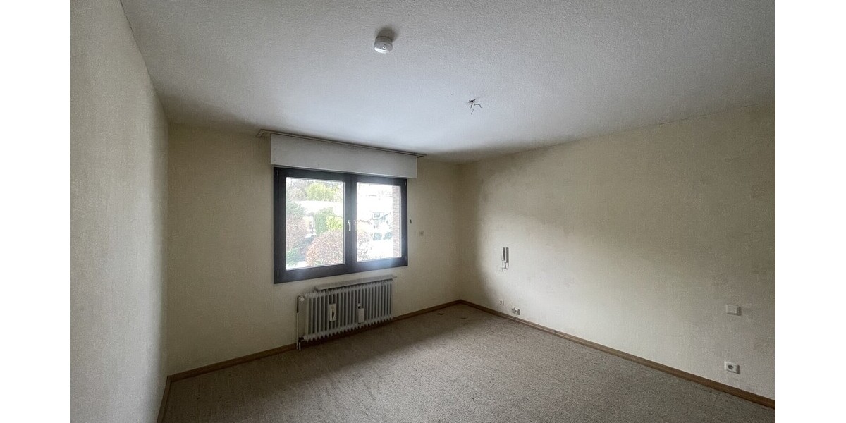 Freistehendes Einfamilienhaus in ruhiger Wohnlage mit Garten und Doppelgarage - Einfamilienhaus Königswinter Thomasberg | Angebot:25711630