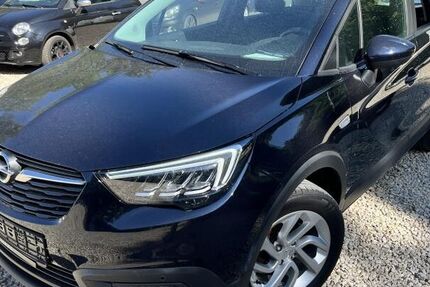 Opel Crossland (X) 99.889 km 8.990 &euro; Königswinter 53639