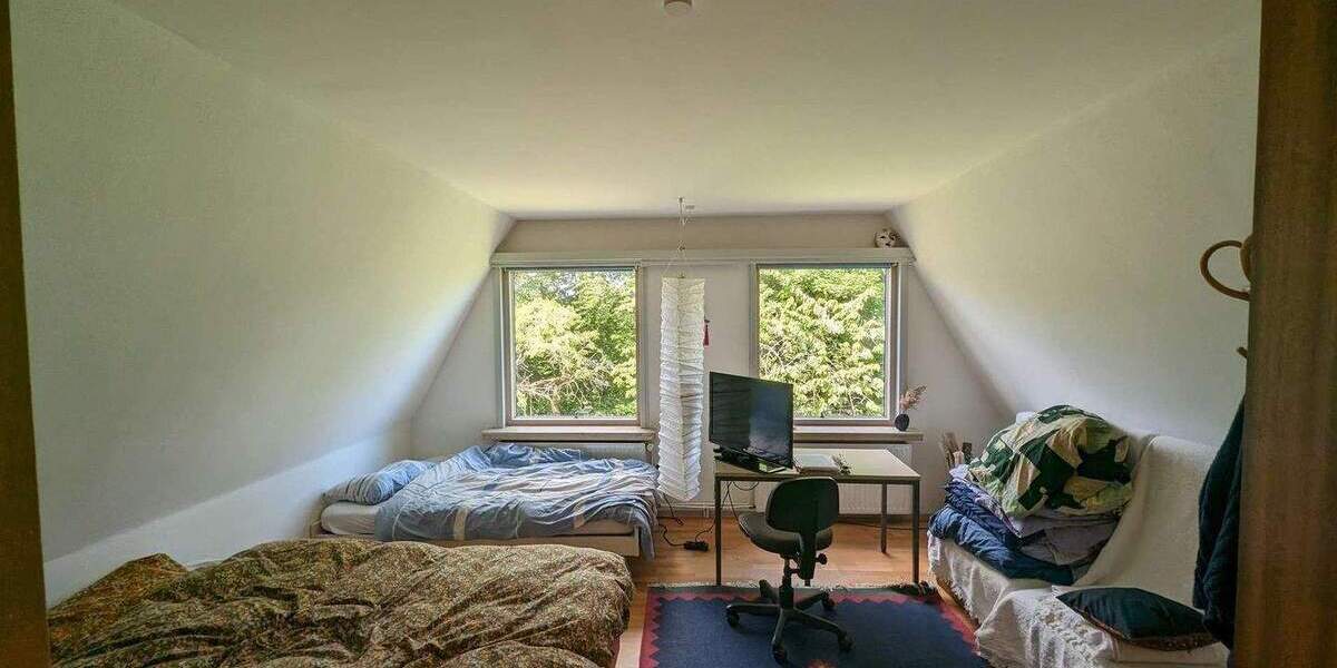 Einfamilienhaus Flensburg Südstadt - 5 Zimmer, 198 m&sup2;, 450.000&euro; | Angebot:24842807