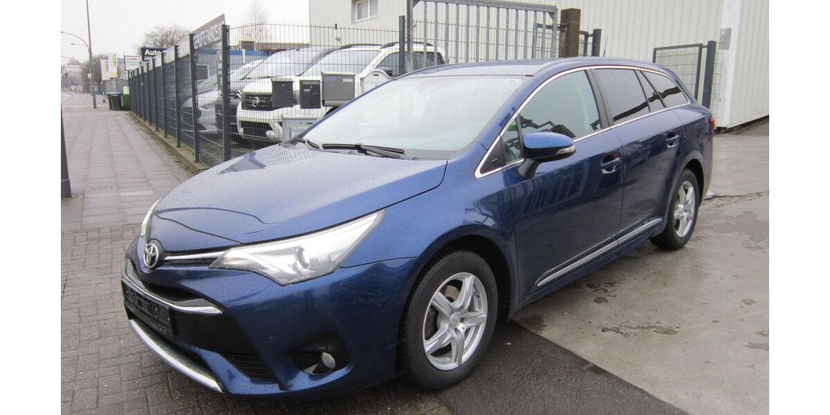 Toyota Avensis 192.720 km 11.990 &euro; Köln 51105