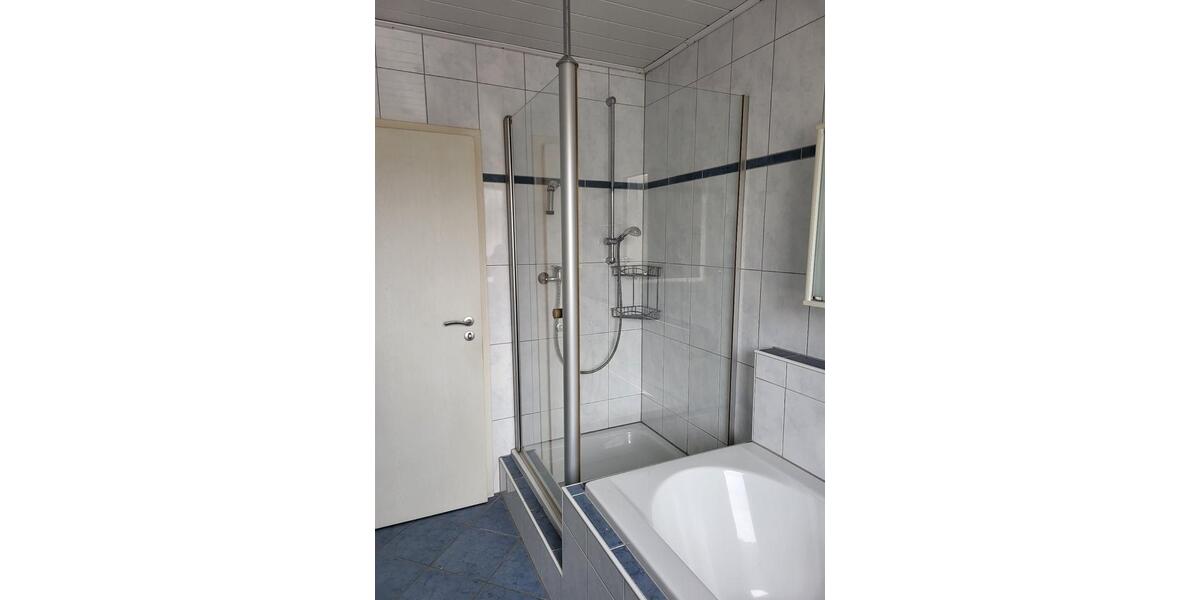 Maisonettenwohnung Overath - 4 Zimmer, 150 m&sup2;, 1.300&euro; | Angebot:25718215