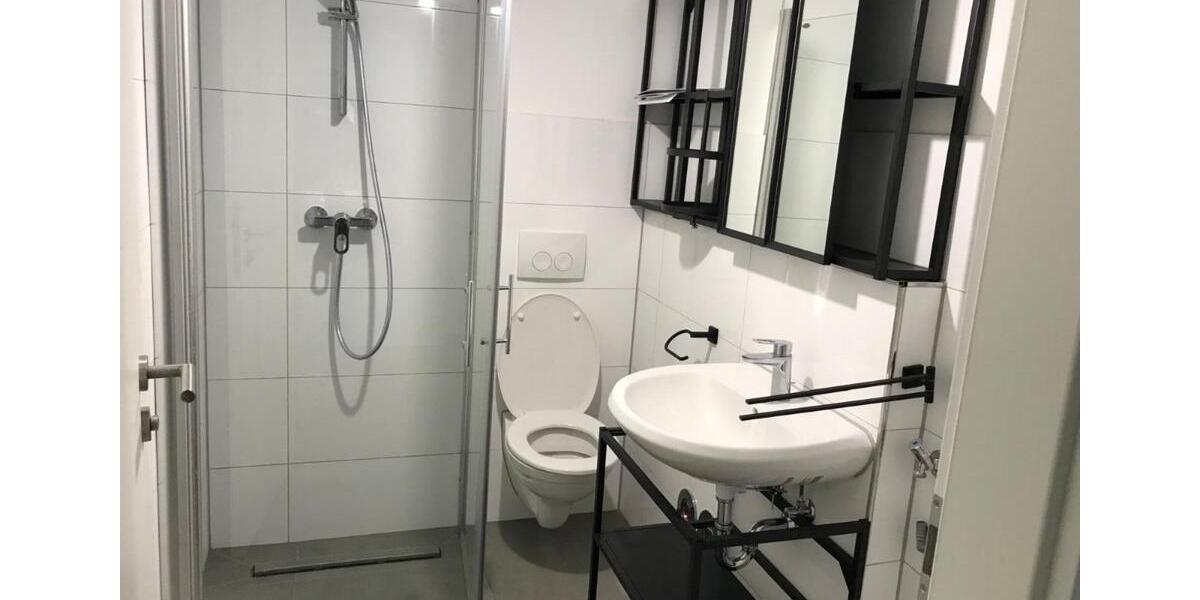 Erdgeschoßwohnung Köln Lindenthal - 2.5 Zimmer, 55 m&sup2;, 1.250&euro; | Angebot:24480107