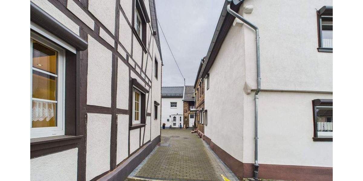 Einfamilienhaus Weilerswist Lommersum - 1 Zimmer, 276 m&sup2;, 337.000&euro; | Angebot:24530497