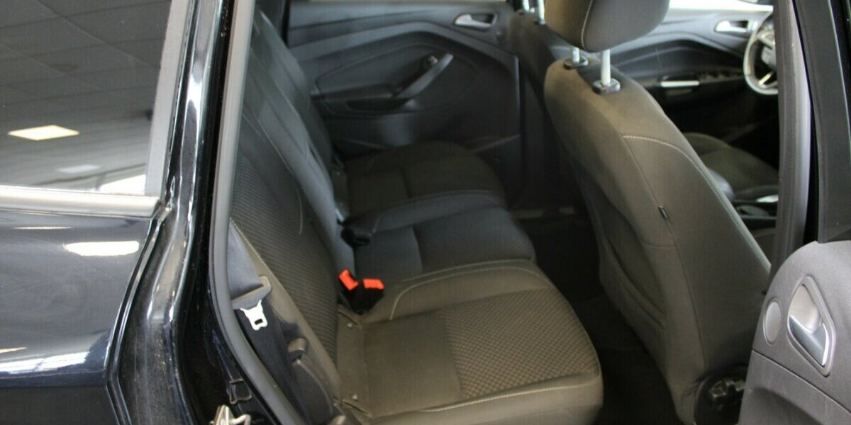 Ford C-Max 1.0 EcoBoost Sport 53.054 km 12.980 &euro; Euskirchen 53881