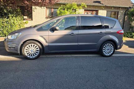 Ford S-Max 132.000 km 8.900 &euro; Köln 51143