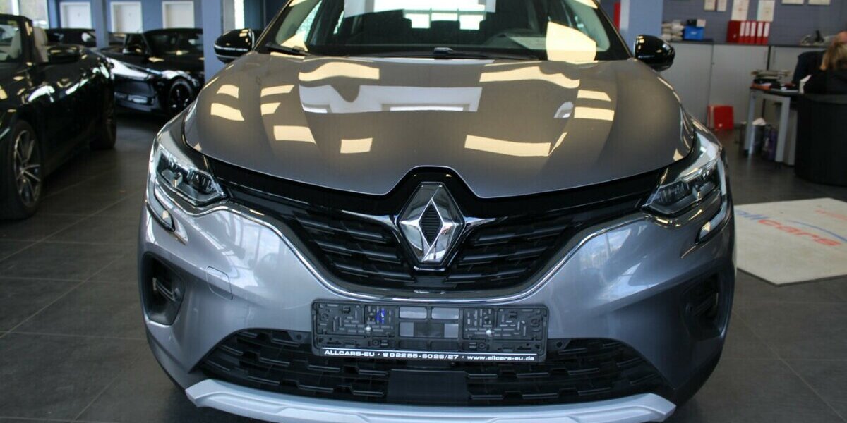 Renault Captur TCe Mild Hybrid Evolution 42.263 km 18.980 &euro; Euskirchen 53881