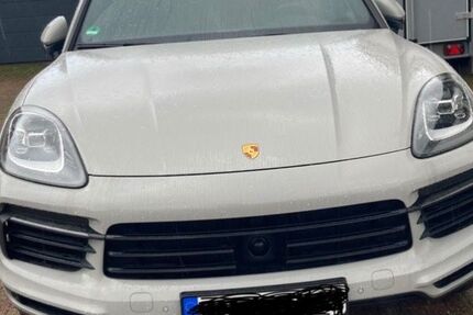 Porsche Cayenne 101.700 km 57.000 &euro; Köln 50858