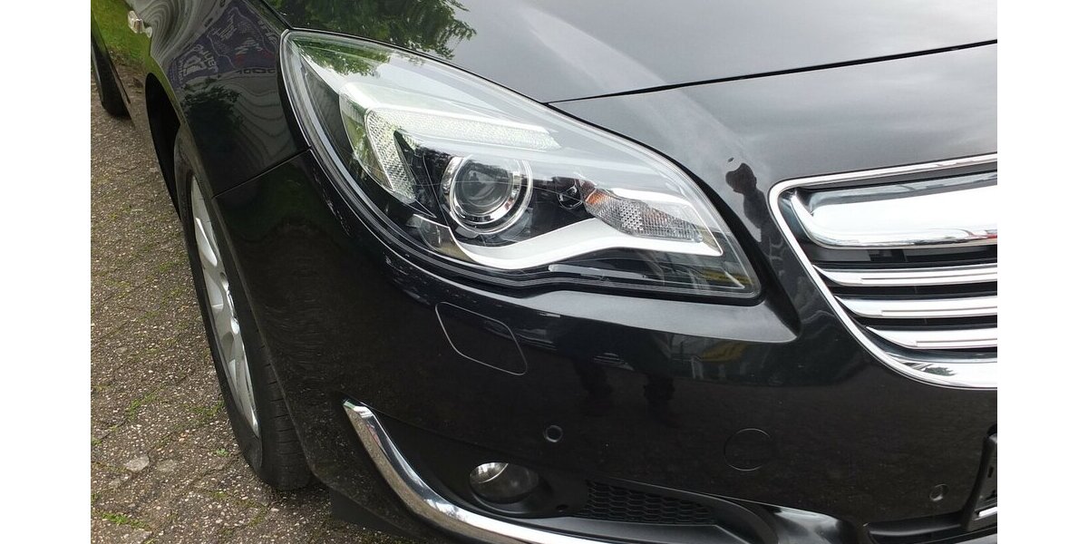 Opel Insignia WM26:EDITION NAVI PARKPILOT/KAMERA 17 Zol 96.093 km 9.698 &euro; Köln 50858